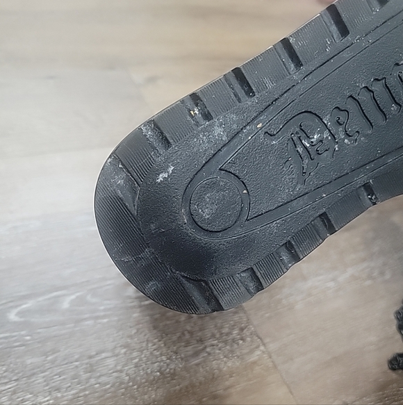 Demonia Void 50 White Platform Boots With Chains Size Womens 8 - Picture 14 of 15